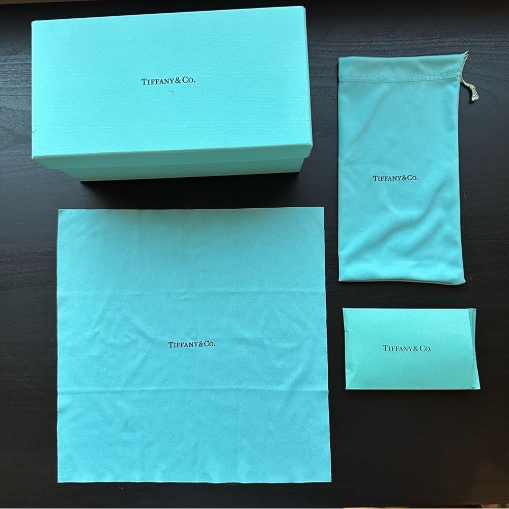 Tiffany Glasses Box, Wipe and Soft Case